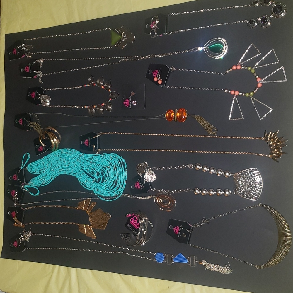 Paparazzi Jewelry Bundle of 16 NWT Necklaces Bracelets Earrings Lot 1A